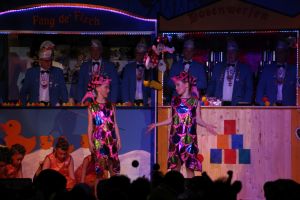 Kostuemsitzung3 2019 003