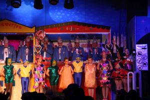 Kostuemsitzung3 2019 004