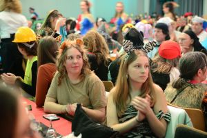 kostuemsitzung1 2025c