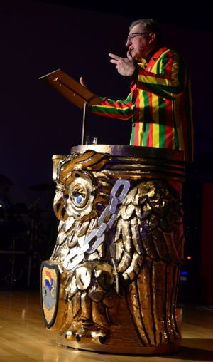 kostuemsitzung1 2025c