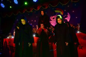 kostuemsitzung1 2025c