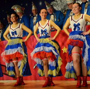 kostuemsitzung1 2025c