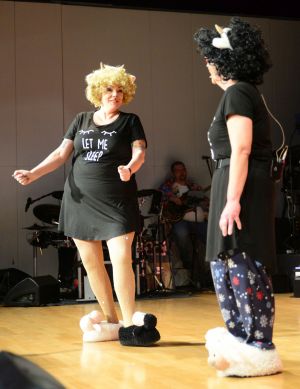 kostuemsitzung1 2025c