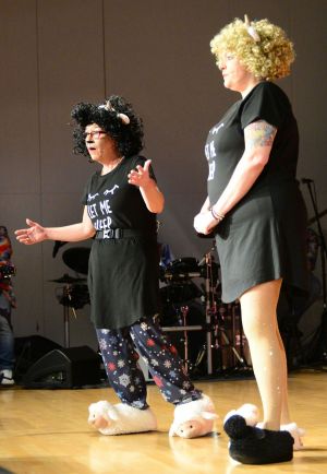 kostuemsitzung1 2025c