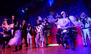 kostuemsitzung1 2025c