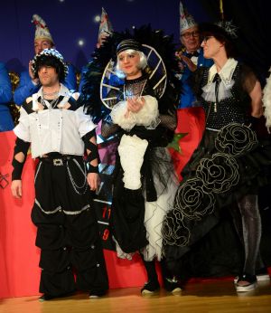 kostuemsitzung1 2025c