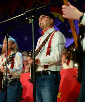 kostuemsitzung1 2025c