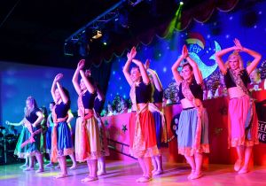 kostuemsitzung1 2025c