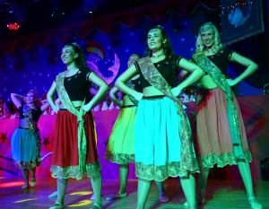 kostuemsitzung1 2025c