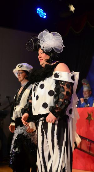 kostuemsitzung2 2025c