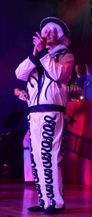 kostuemsitzung2 2025c