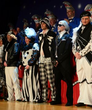 kostuemsitzung2 2025c