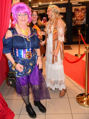 kostuemsitzung2 2025c