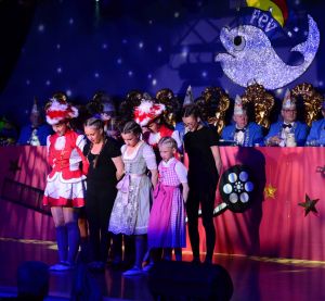 kostuemsitzung3 2025c