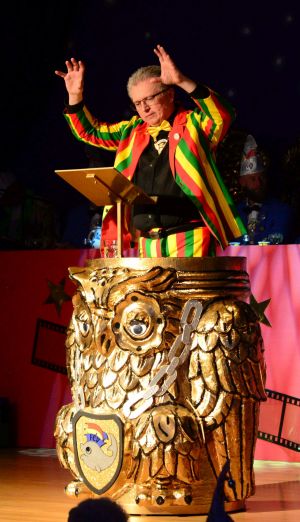 kostuemsitzung3 2025