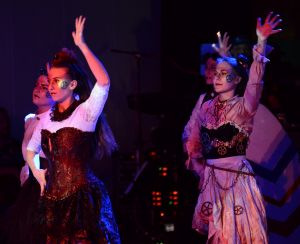 kostuemsitzung3 2026c